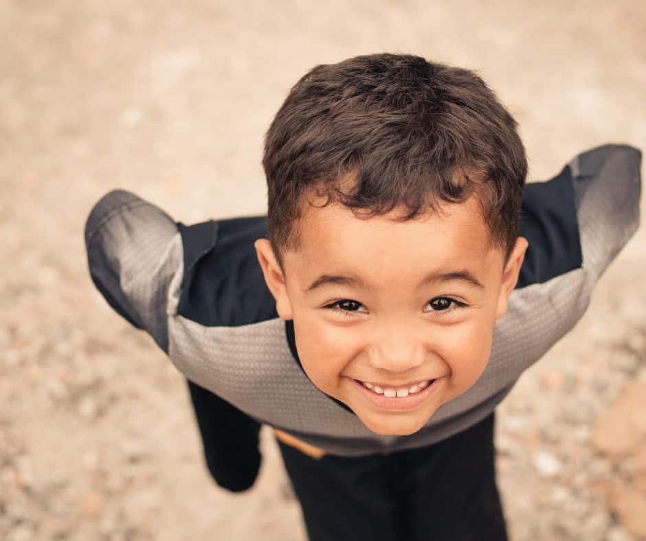 In Costa Rica, a smile and a “buenas” aren’t just greetings—they’re cultural superpowers that connect everyone, everywhere.