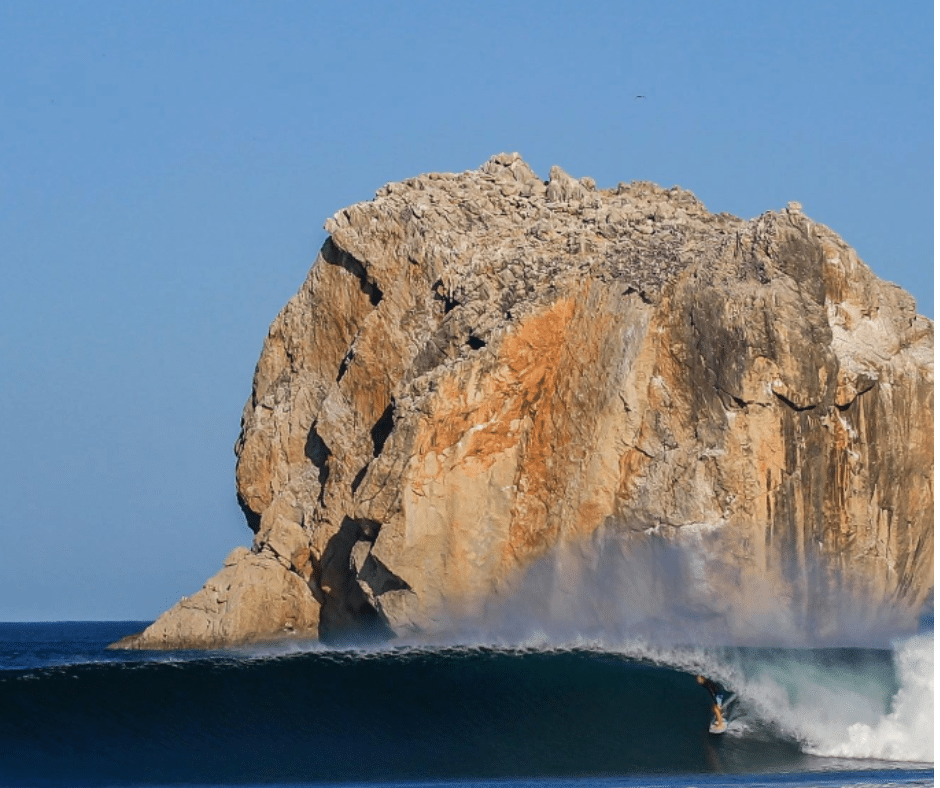September swells, empty line-ups, and boat rides to paradise—Witch’s Rock and Ollie’s Point are the green season’s hidden treasures.