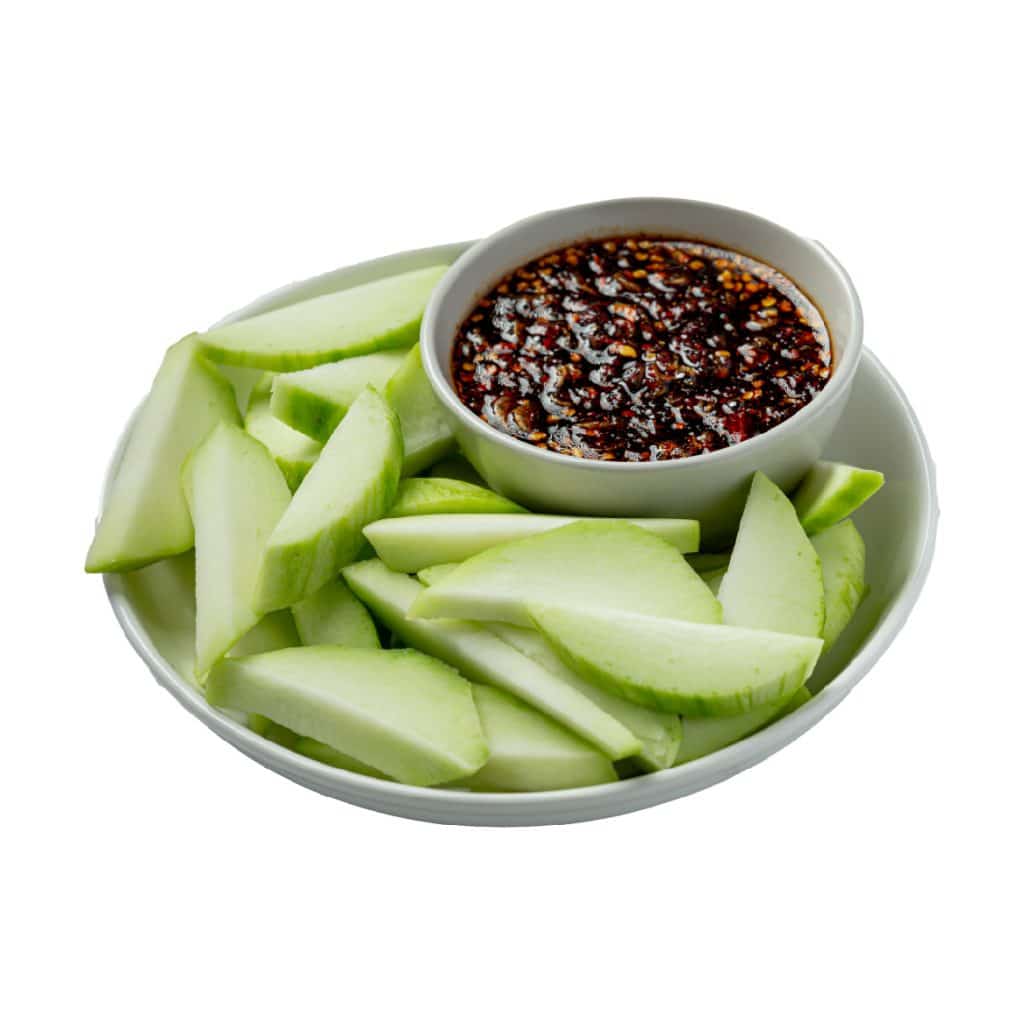 Tangy green mango meets spicy chilero in this classic Costa Rican snack — refreshing, zesty, and perfect for September afternoons.