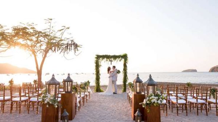 Cover Story – Costa Rica: destination weddings