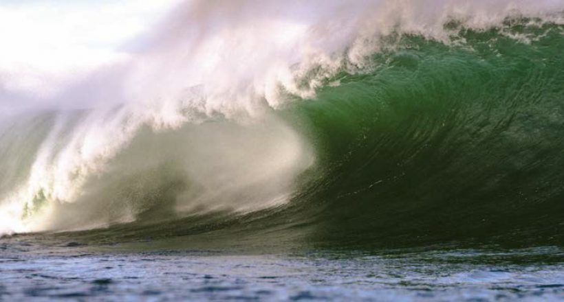 Surf Science – What Makes a Wave Spit?