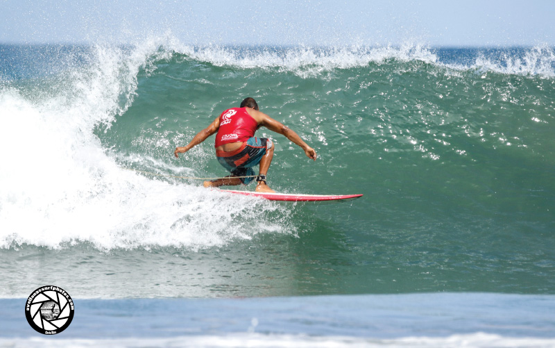 avellanas-ula-down-the-link-Lola's-avellanas-surf-photo