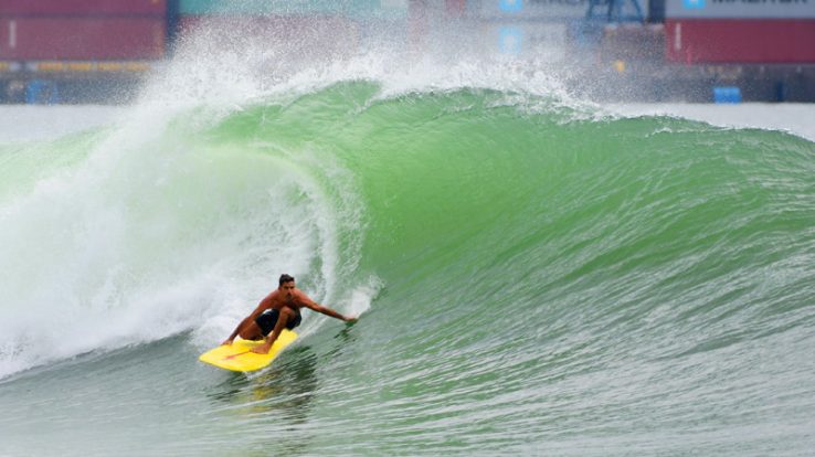 Surf Spot Costa Rica: Puerto Caldera