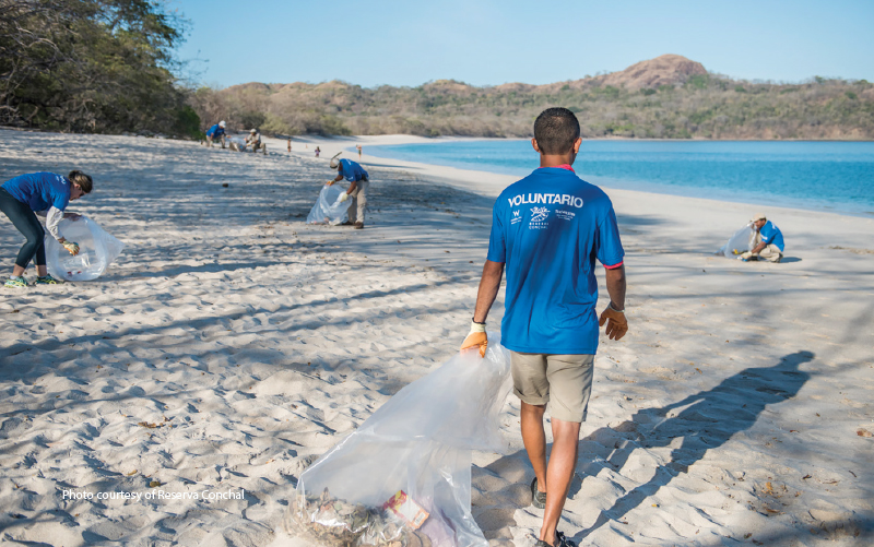 beach clean up reserva concha costa rica