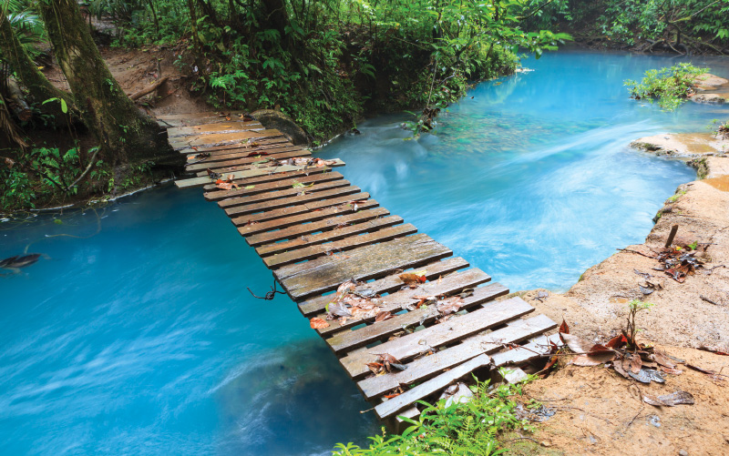 blue water rio celeste costa rica