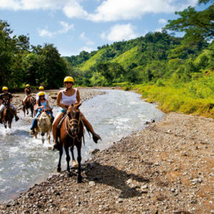 Howler-Magazine--Combo-Adventure-Ocean-Ranch-Park-Nature-Discovery-and-fun-horseback-riding