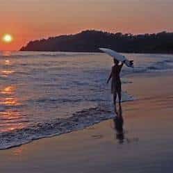 The Last Great Offshore: March’s Wind Windows and How to Surf Them Like a Local